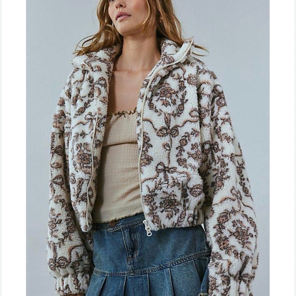 Urban Outfitters Snow Bunny Fleece Cream & Brown Floral Teddy Zip Jacket